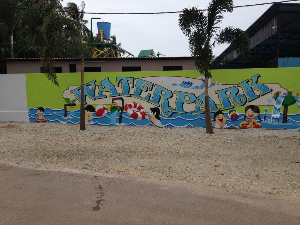 Hs Farm Waterpark Villa Muar 外观 照片