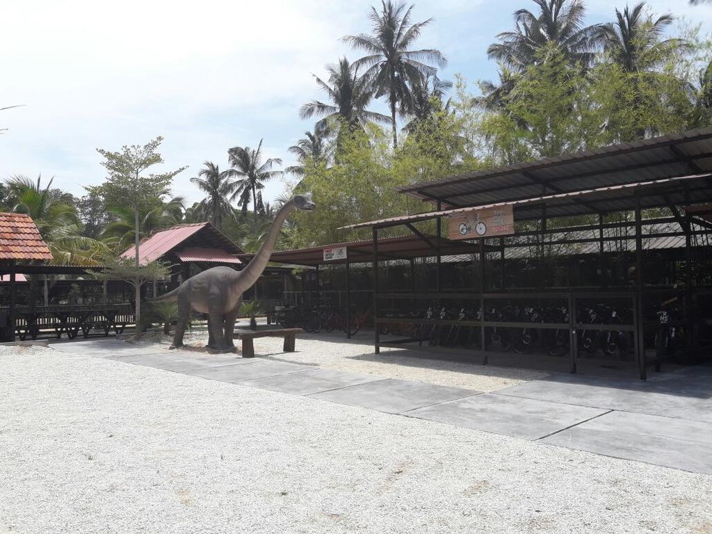 Hs Farm Waterpark Villa Muar 外观 照片